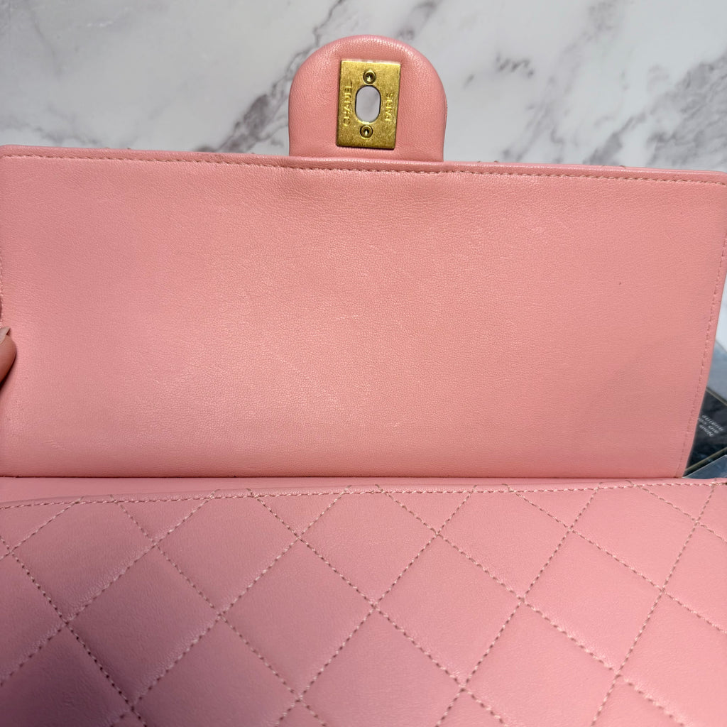 Chanel Quilted Pearl Chain Flap Bag