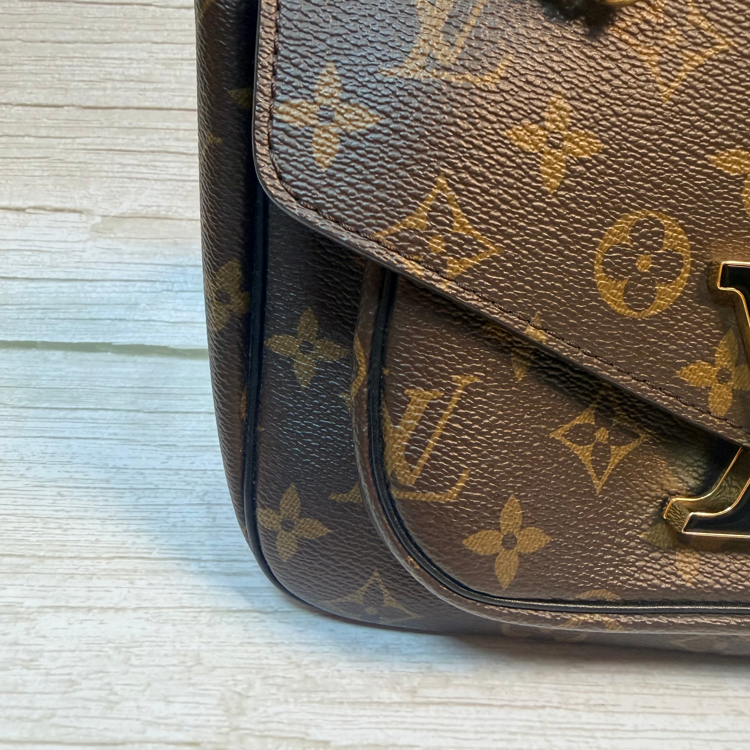 Louis Vuitton Passy -163