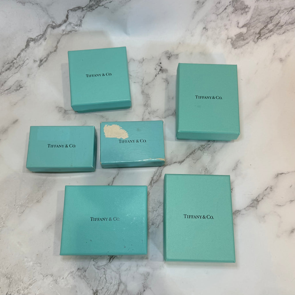 Tiffany & Co. loving heart clover
