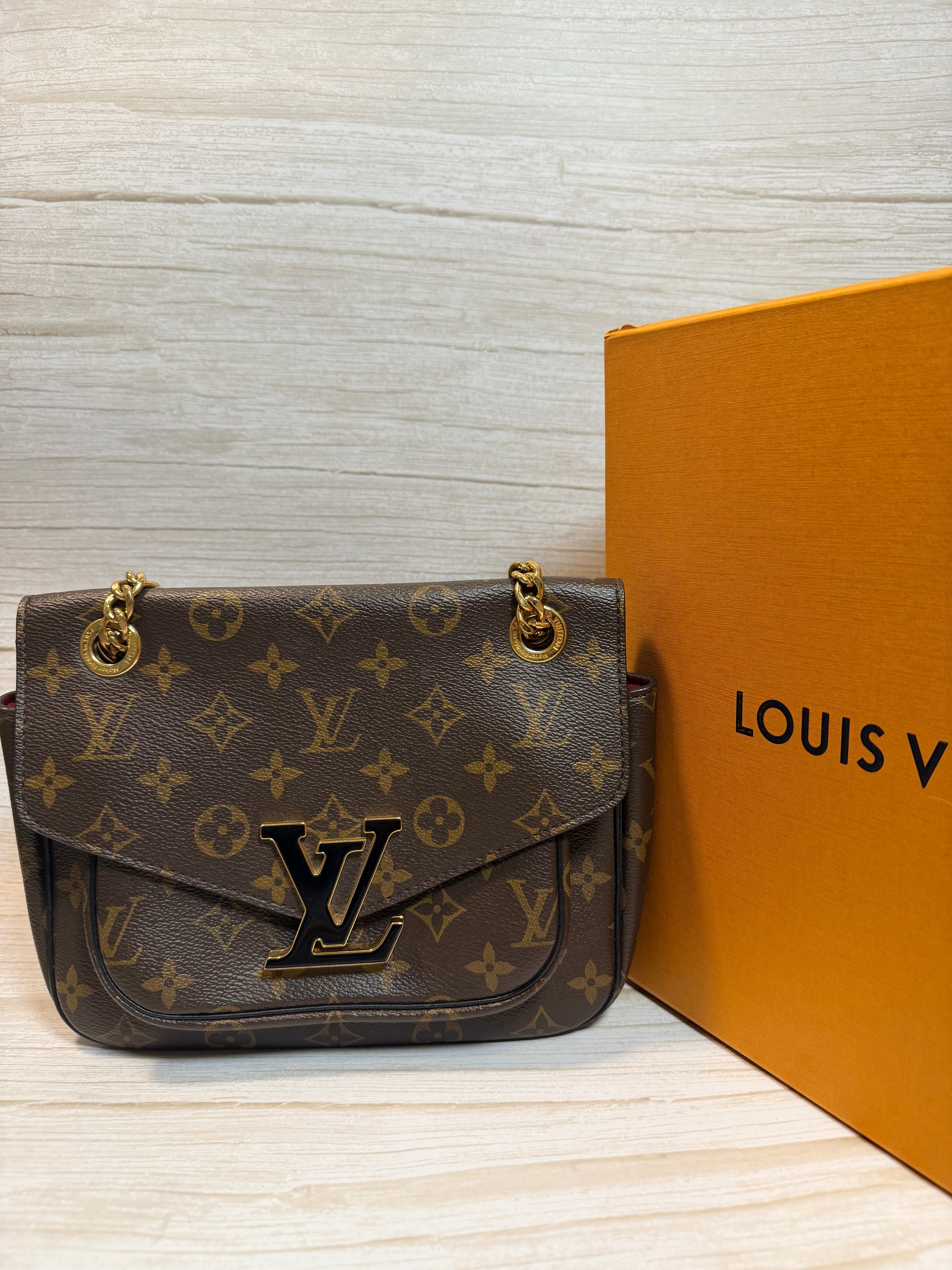 Louis Vuitton Passy -163