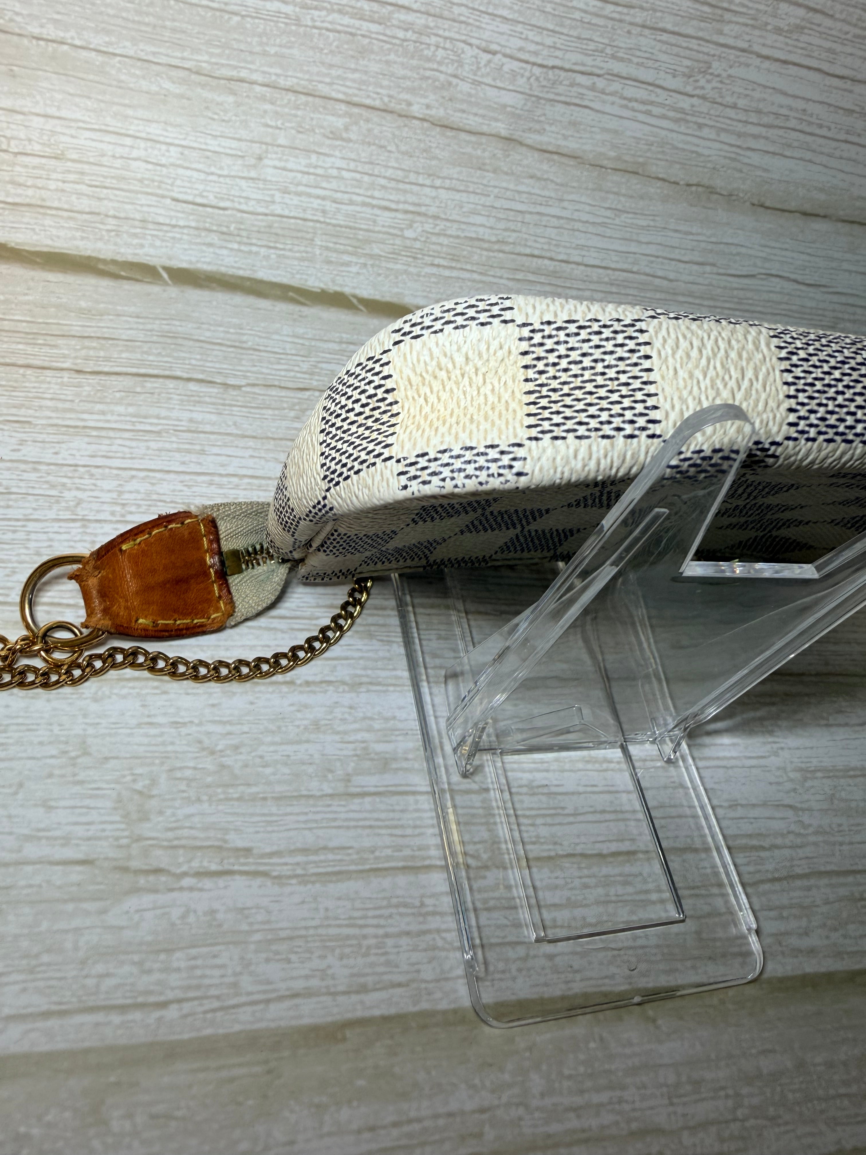 Louis Vuitton Mini Pochette