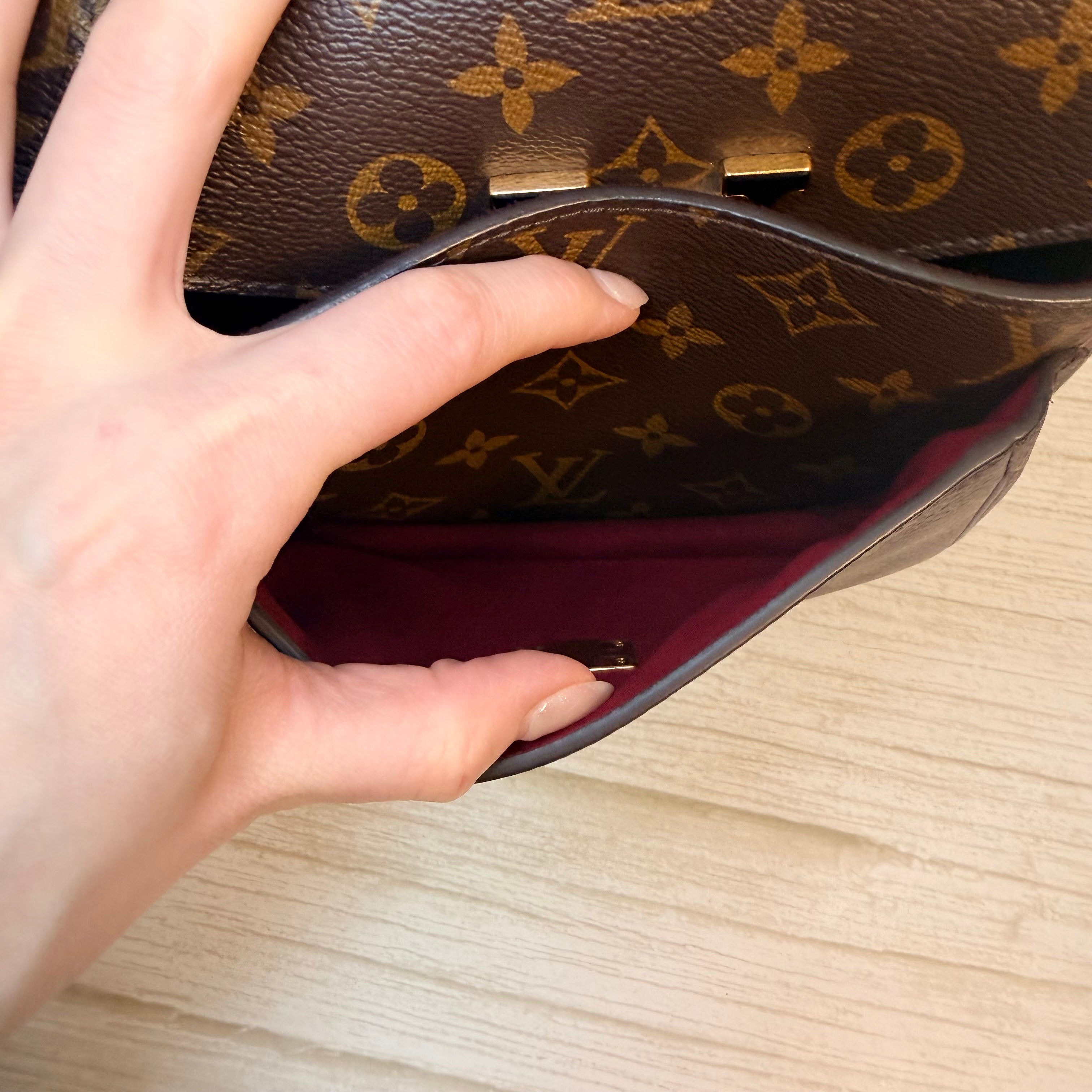 Louis Vuitton Passy -163