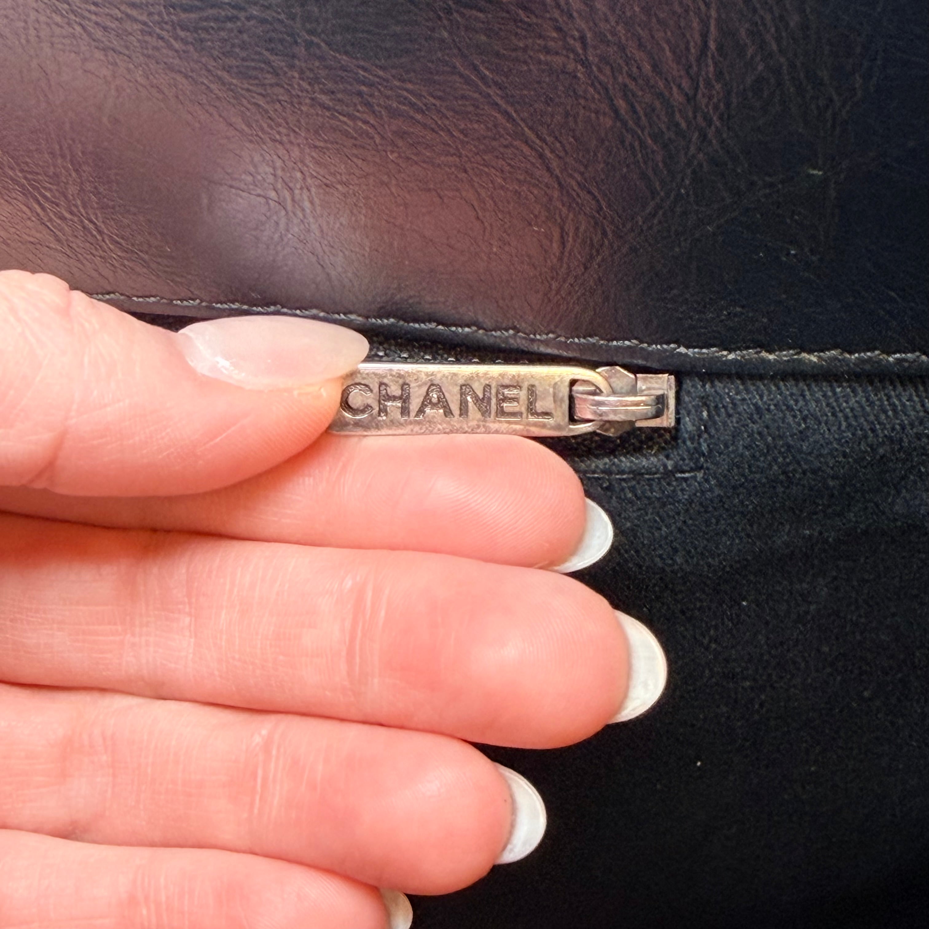 Chanel Reissue 2.55 Tote