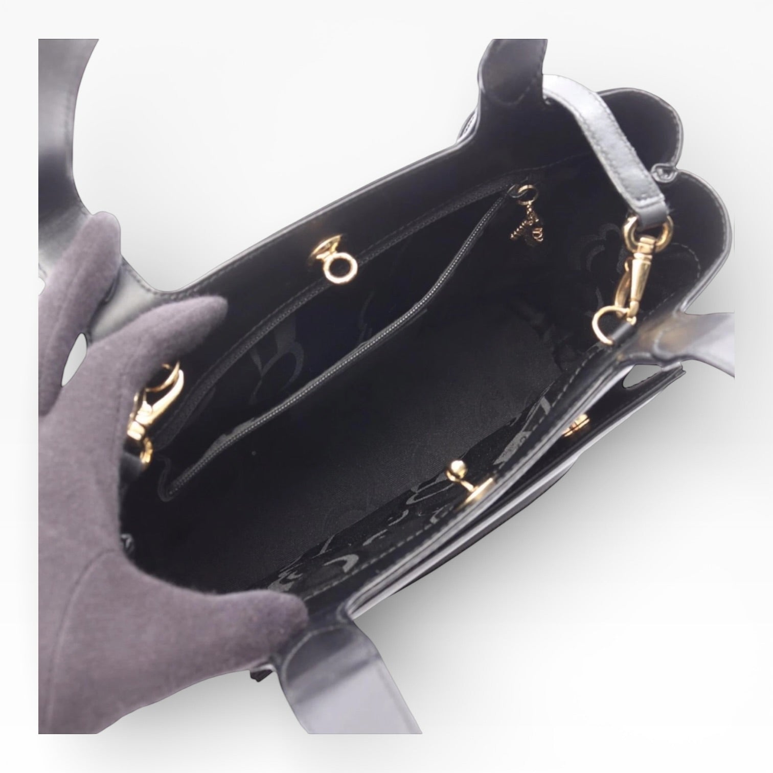 Salvatore Ferragamo Crossbody Tote -212