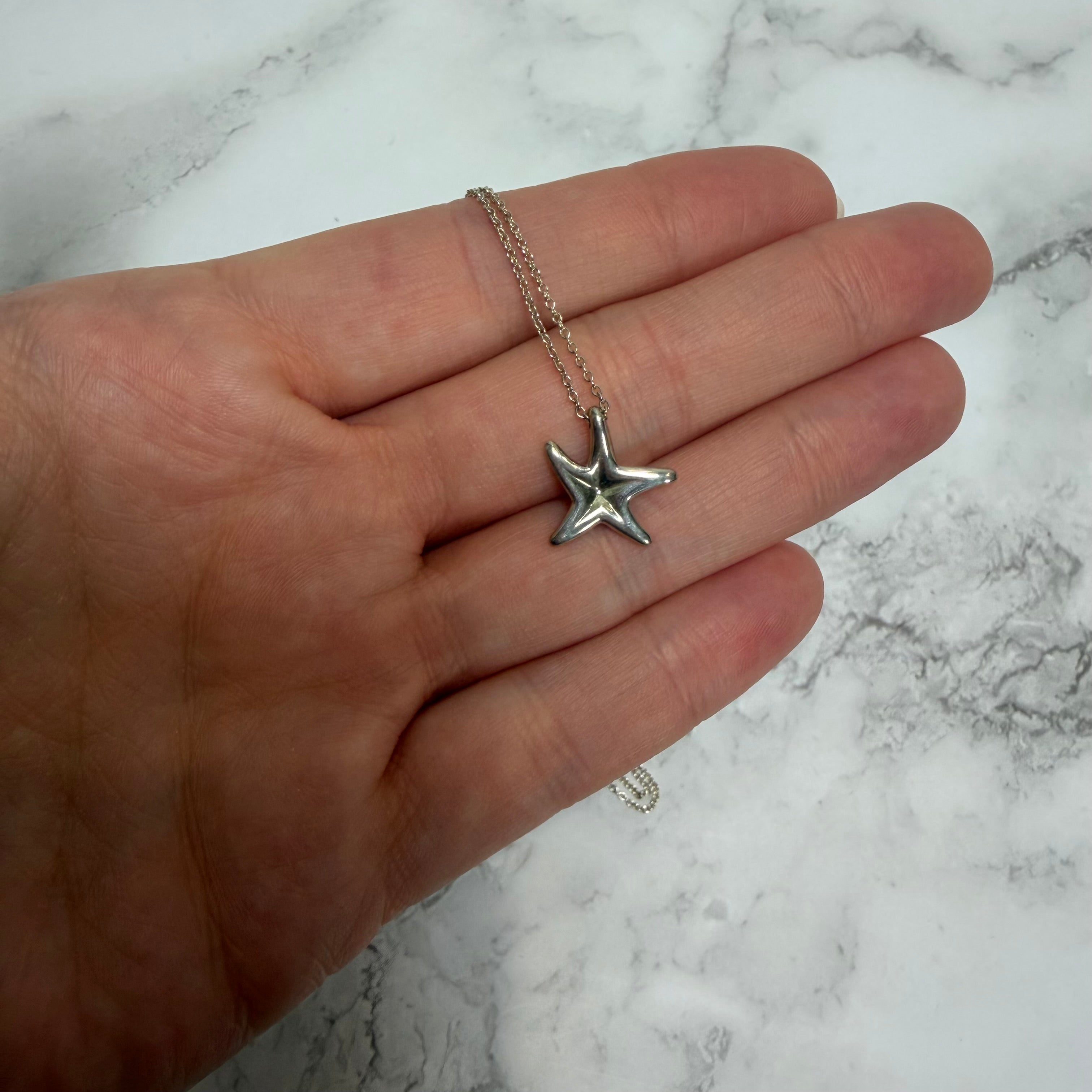 Tiffany &Co starfish necklace - 220.2