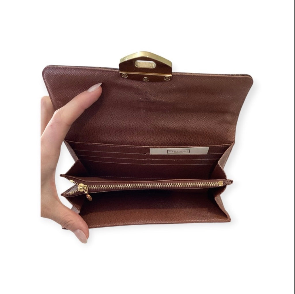Louis Vuitton Etlile Sarah Wallet