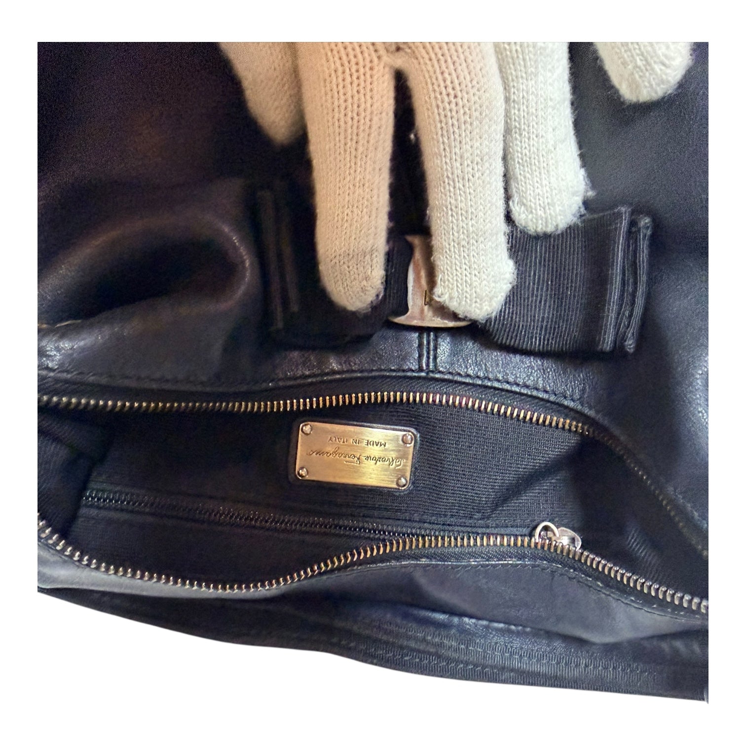Salvatore Ferragamo Vara -143