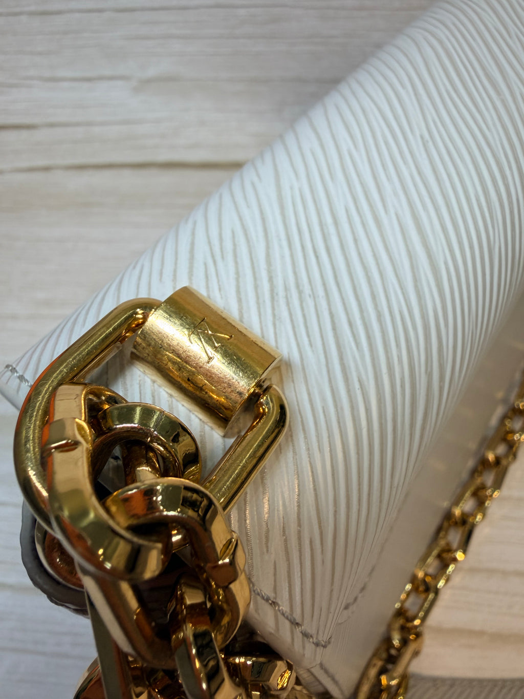 Louis Vuitton twist - 156