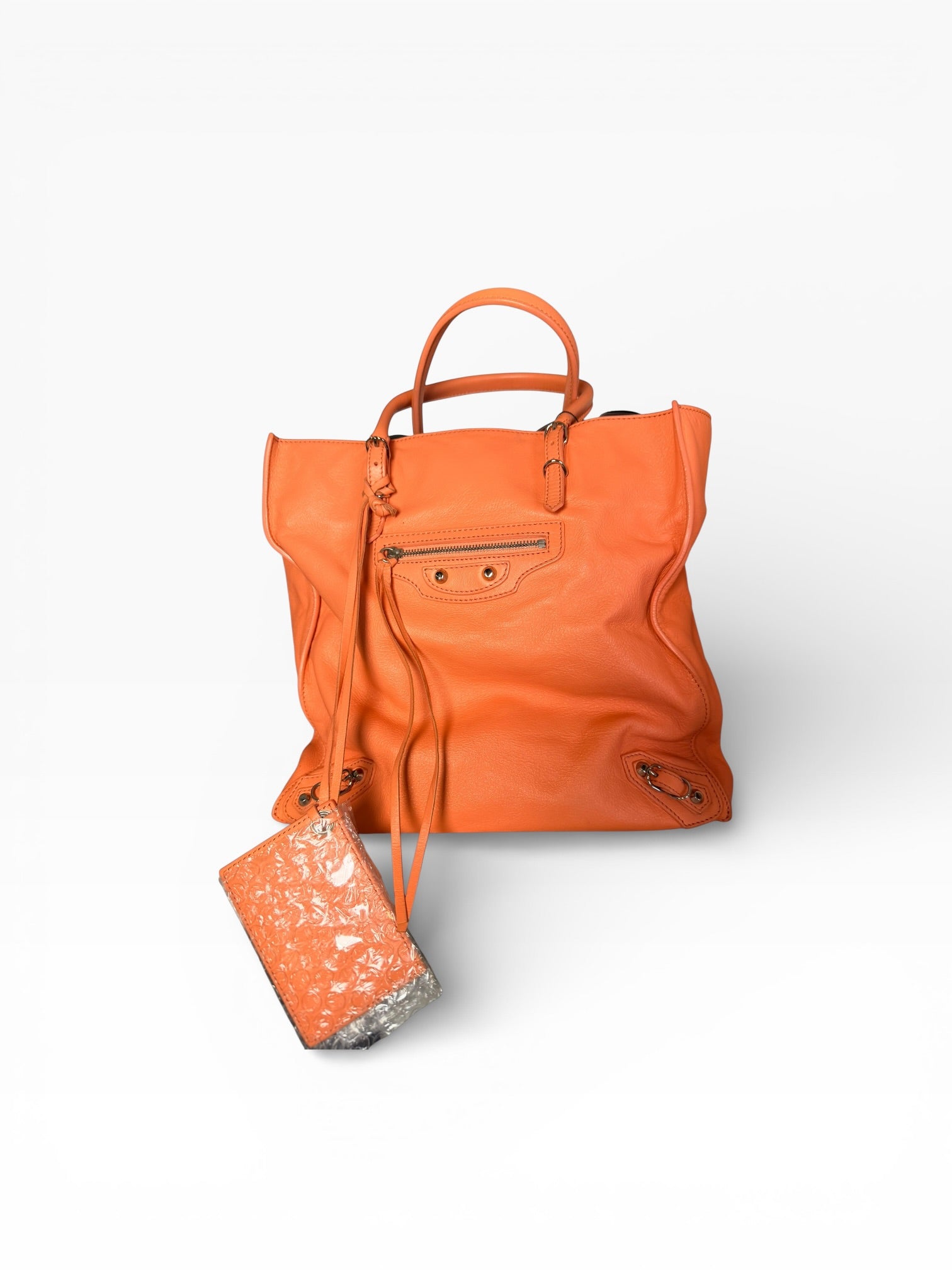 Balenciaga pink papier