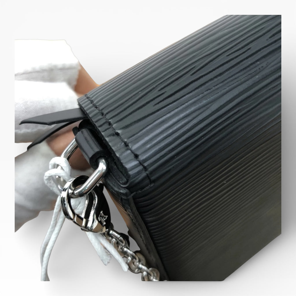 Louis Vuitton Pochette Félicie black Epi leather