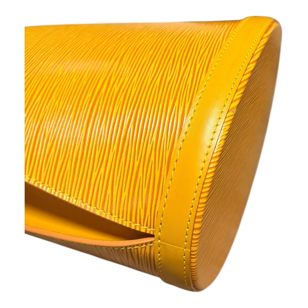 Louis Vuitton Epi Cluny Shoulder Bag Tassili Yellow Leather -091
