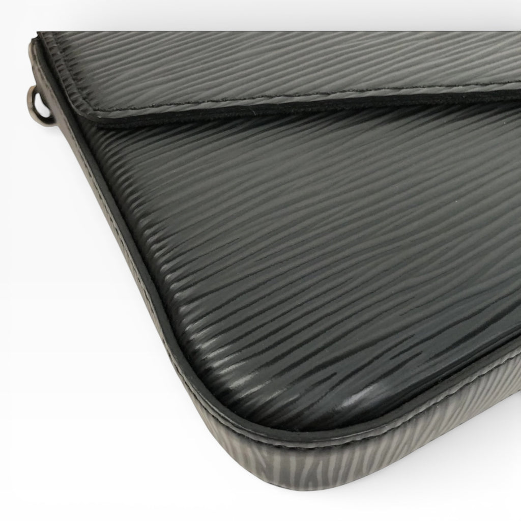 Louis Vuitton Pochette Félicie black Epi leather