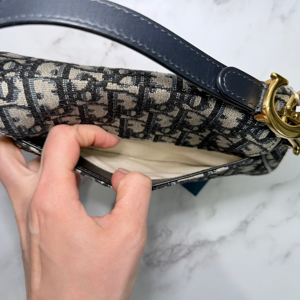Dior Saddle Soft Hobo Oblique Canvas Shoulder Bag - 213
