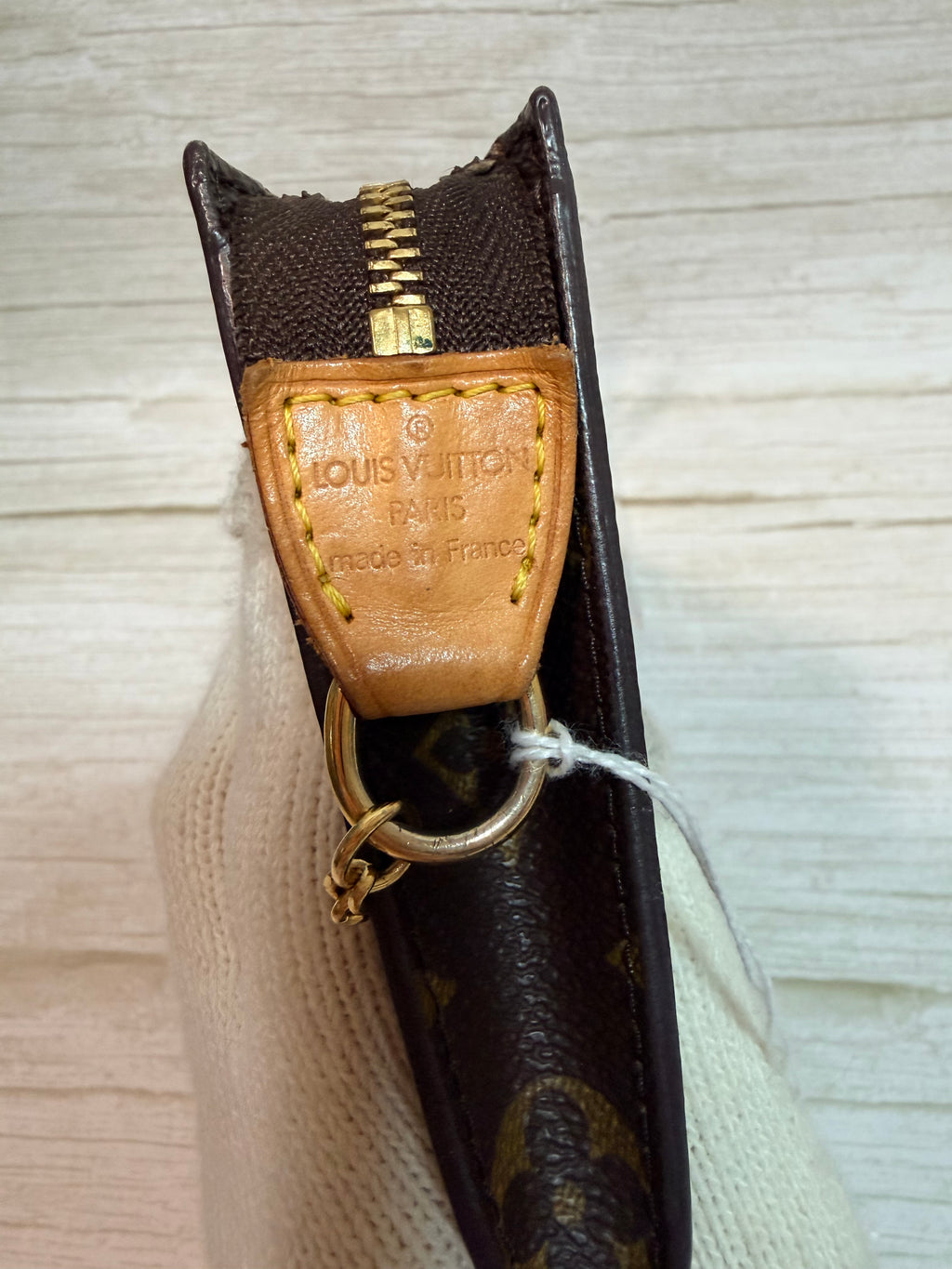 Louis Vuitton pochuette