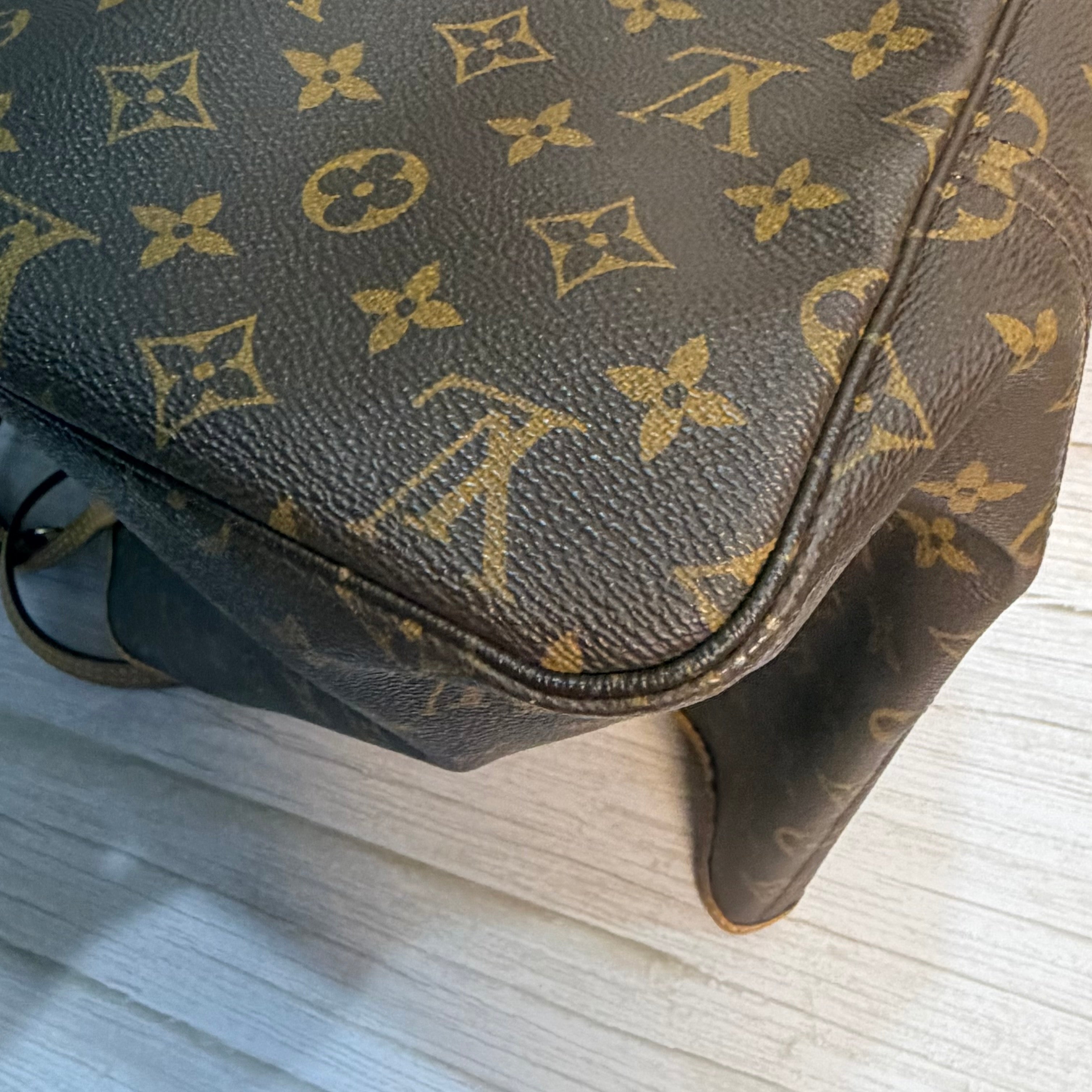 Louis Vuitton Neverful GM -203