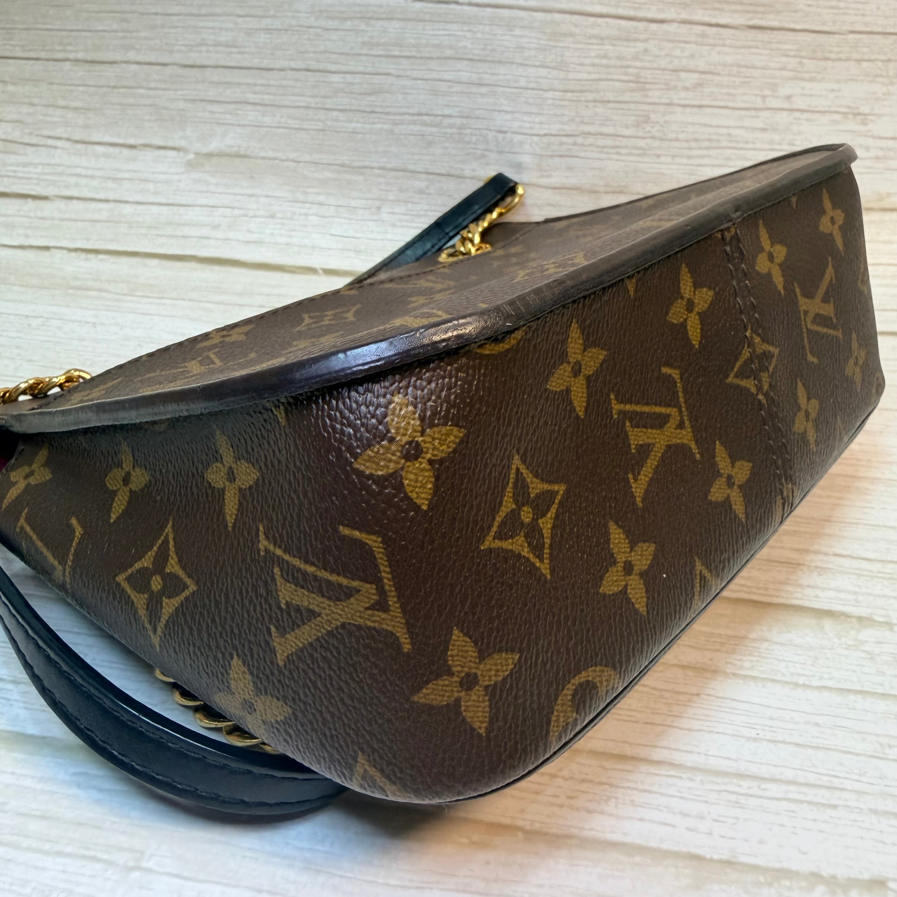 Louis Vuitton Passy -163