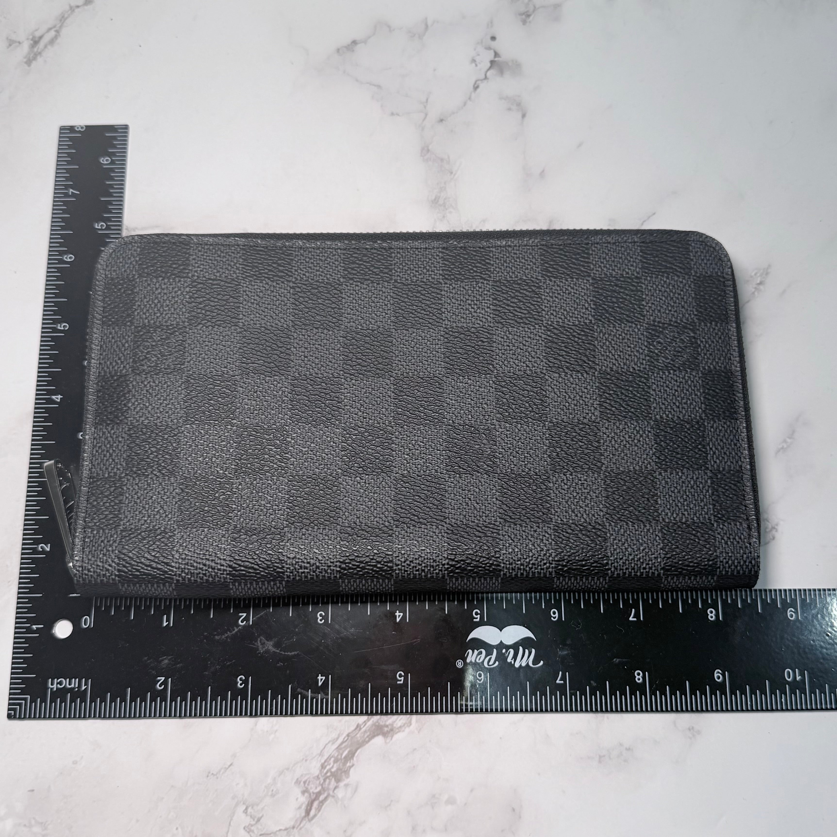 Louis Vuitton wallet large zippy -236