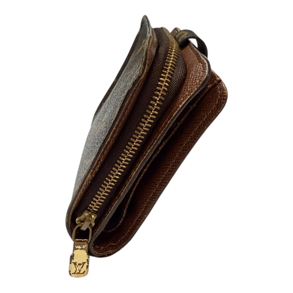 Louis Vuitton Juliet wallet ￼