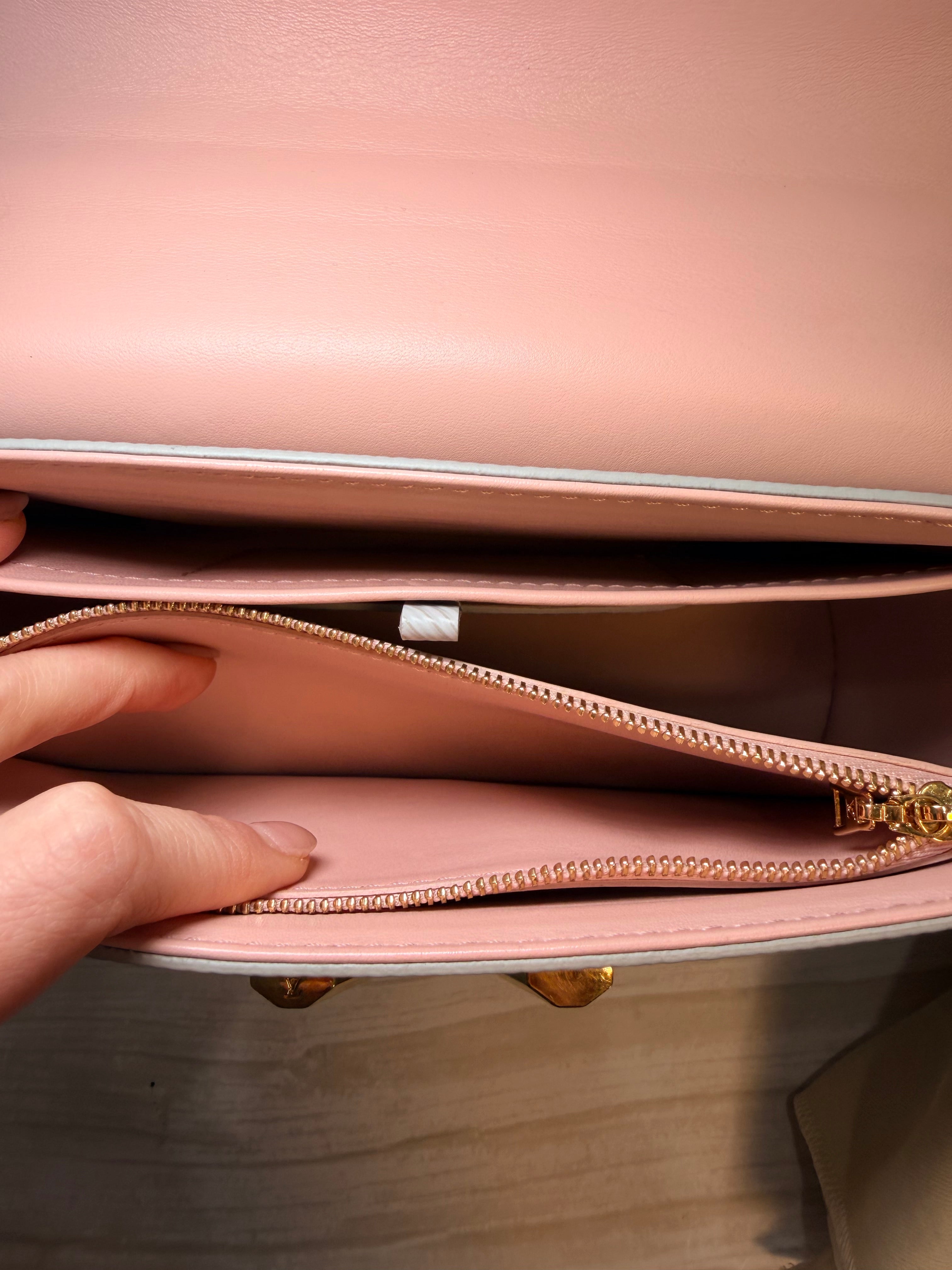 Louis Vuitton twist - 156