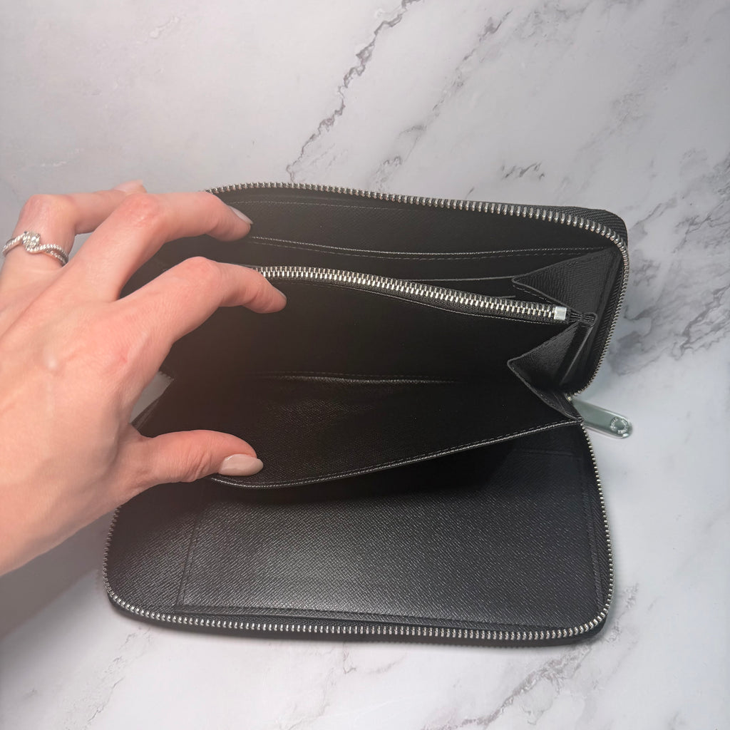 Louis Vuitton wallet large zippy -236