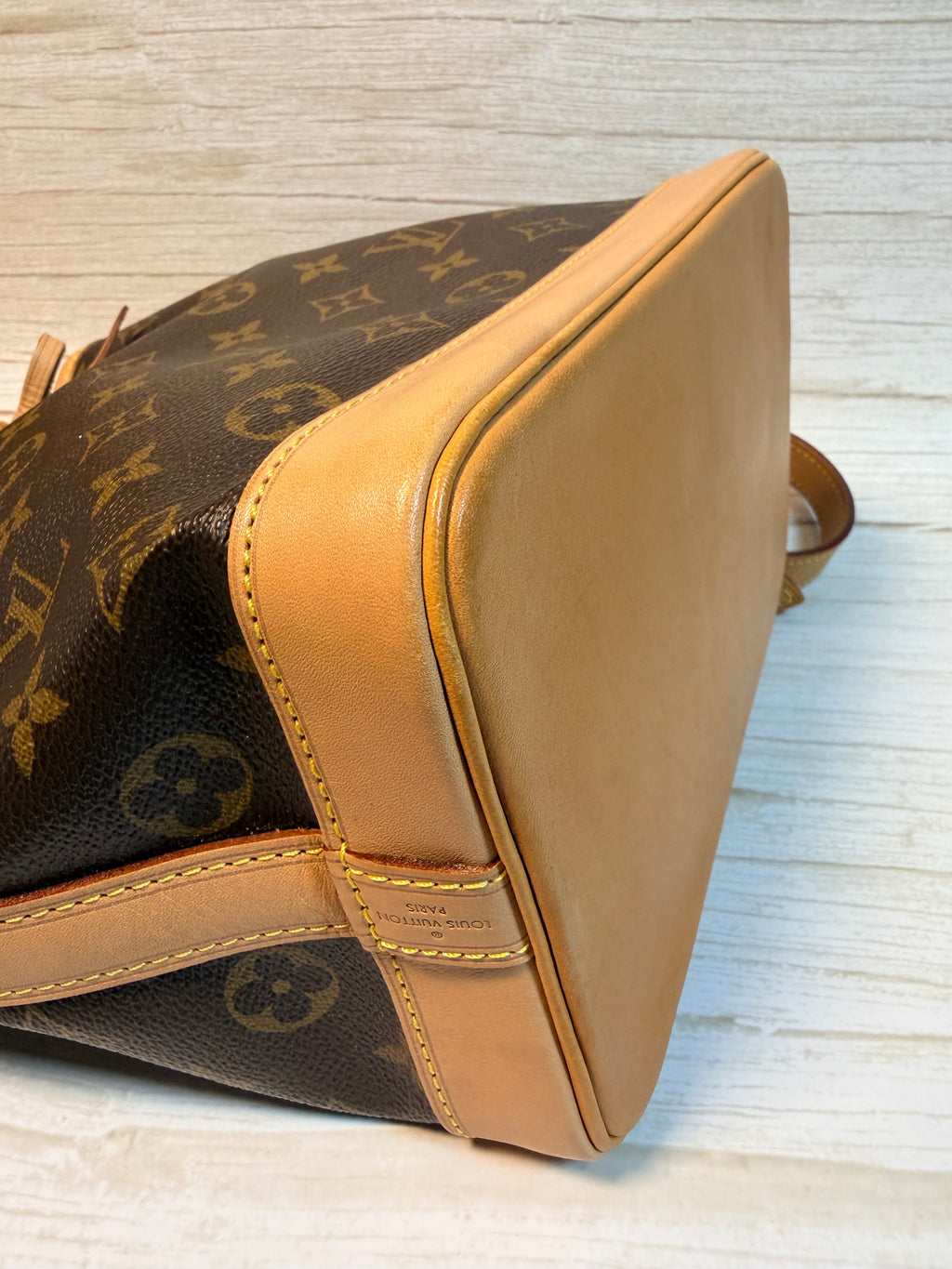 Louis Vuitton noe petit -147