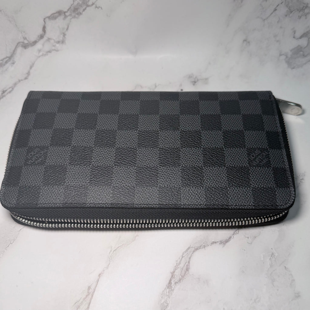 Louis Vuitton wallet large zippy -236