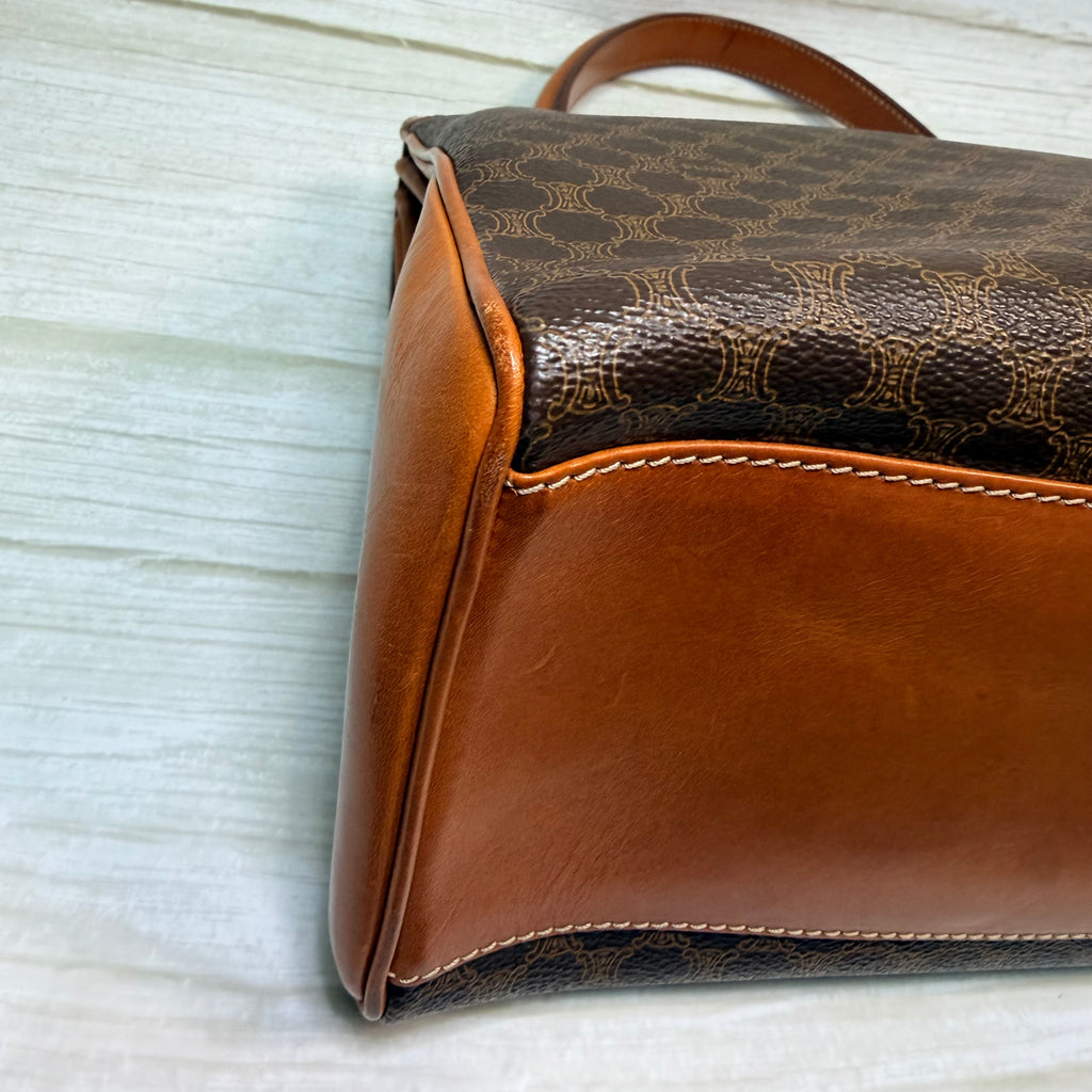 CELINE Macadam Blason Triomphe Logo Ring Metal Handbag leather PVC Brown - 176