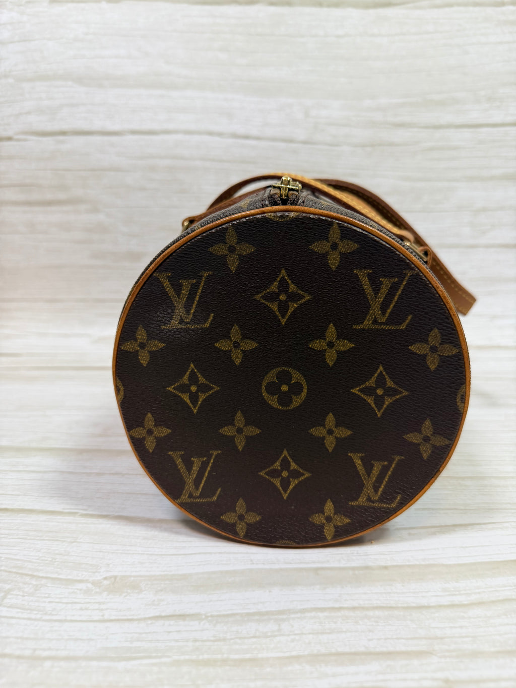 Louis Vuitton papillon 30 monogram w/pouch - 133