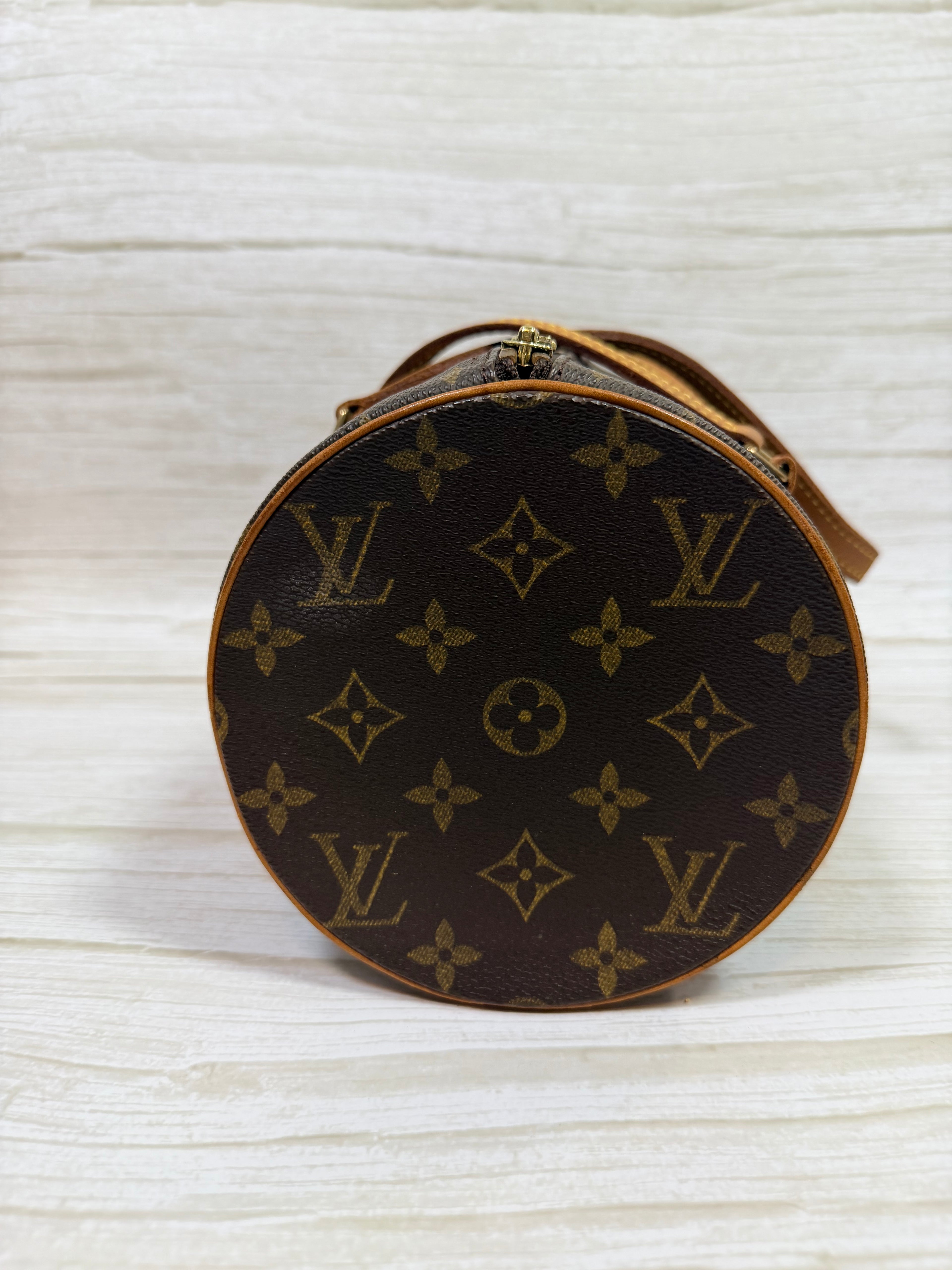 Louis Vuitton papillon 30 monogram w/pouch - 133