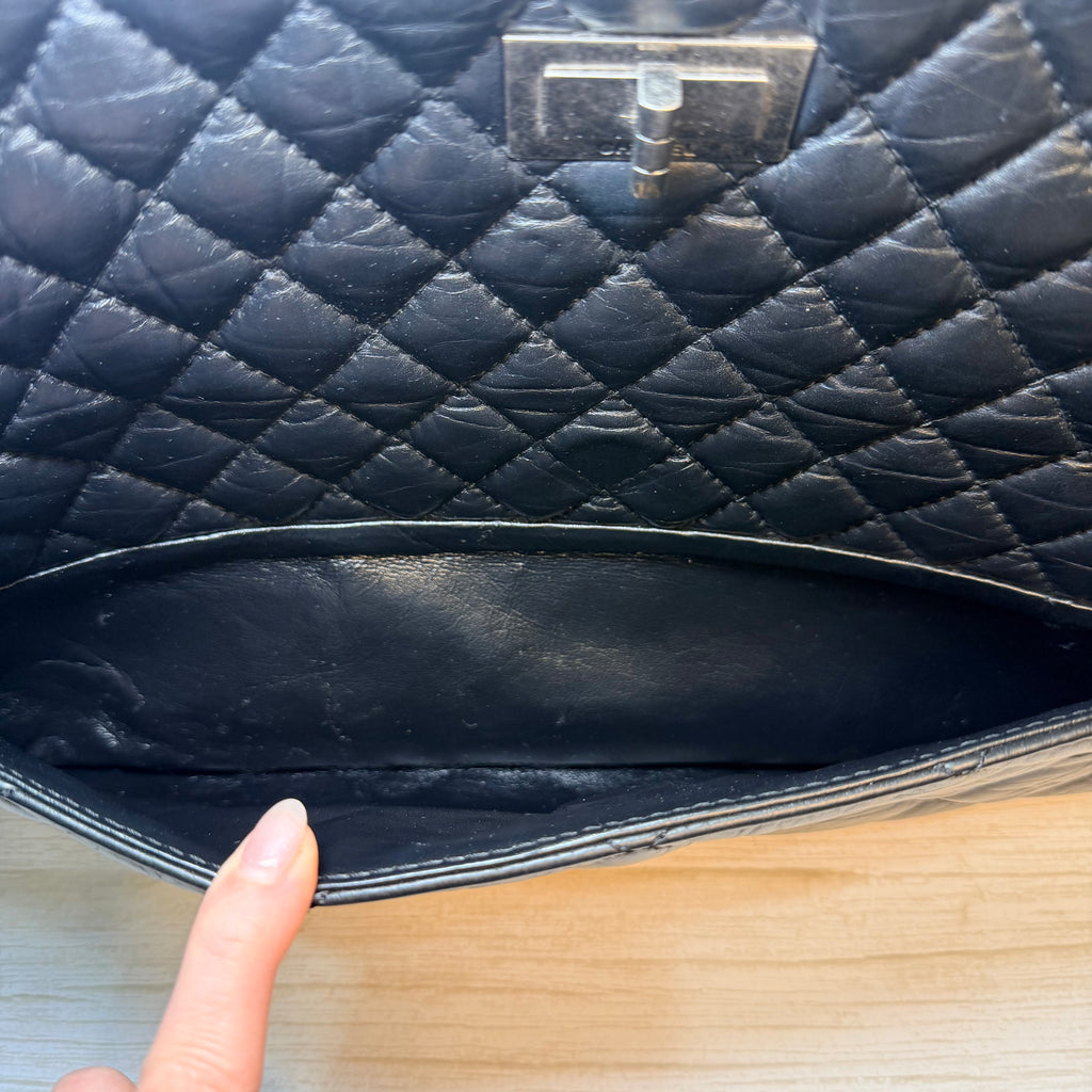 Chanel Reissue 2.55 Tote