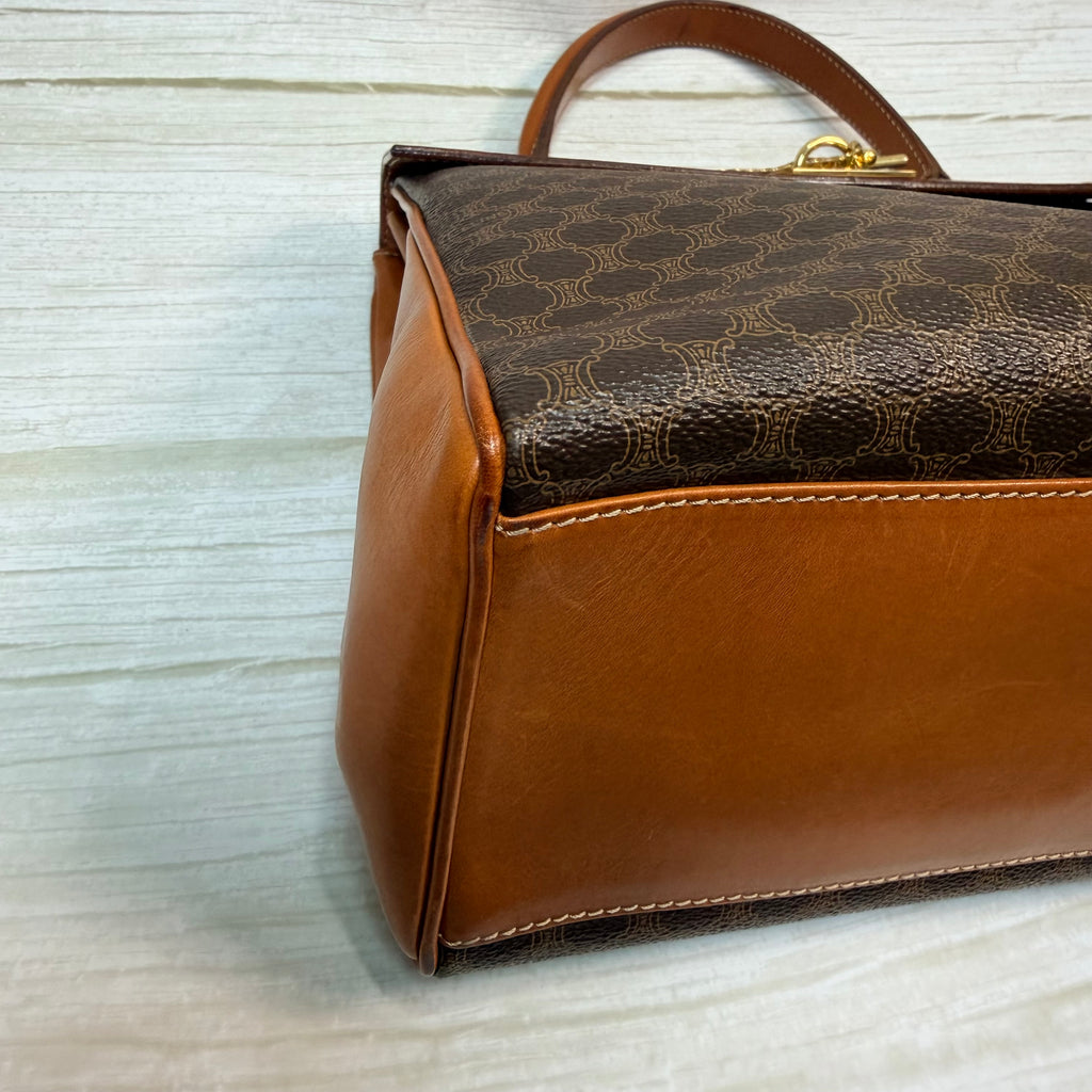 CELINE Macadam Blason Triomphe Logo Ring Metal Handbag leather PVC Brown - 176
