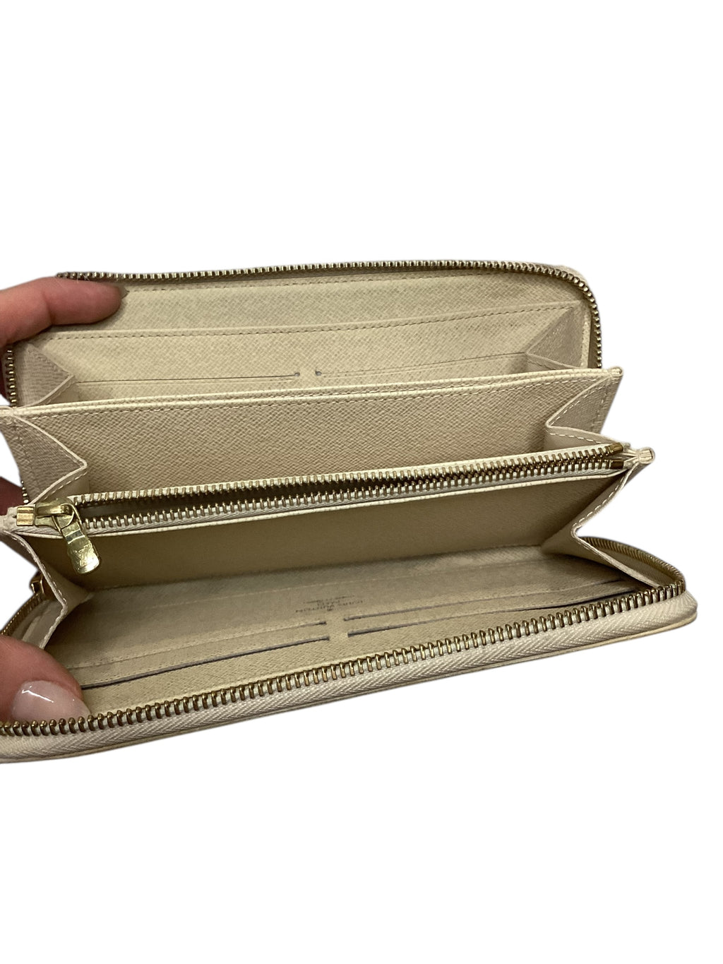 Louis Vuitton Zippy Wallet – Damier Azur