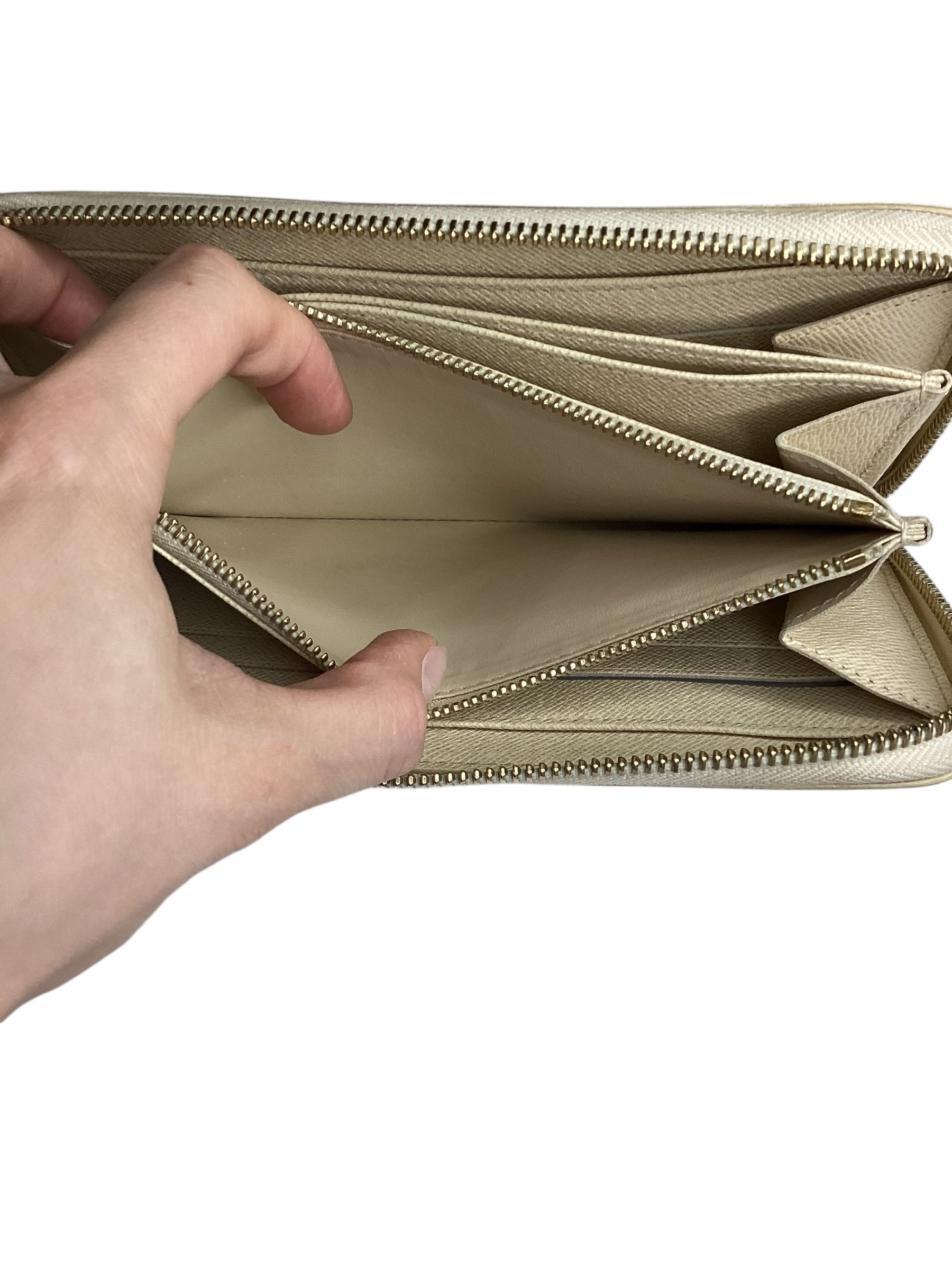 Louis Vuitton Zippy Wallet – Damier Azur