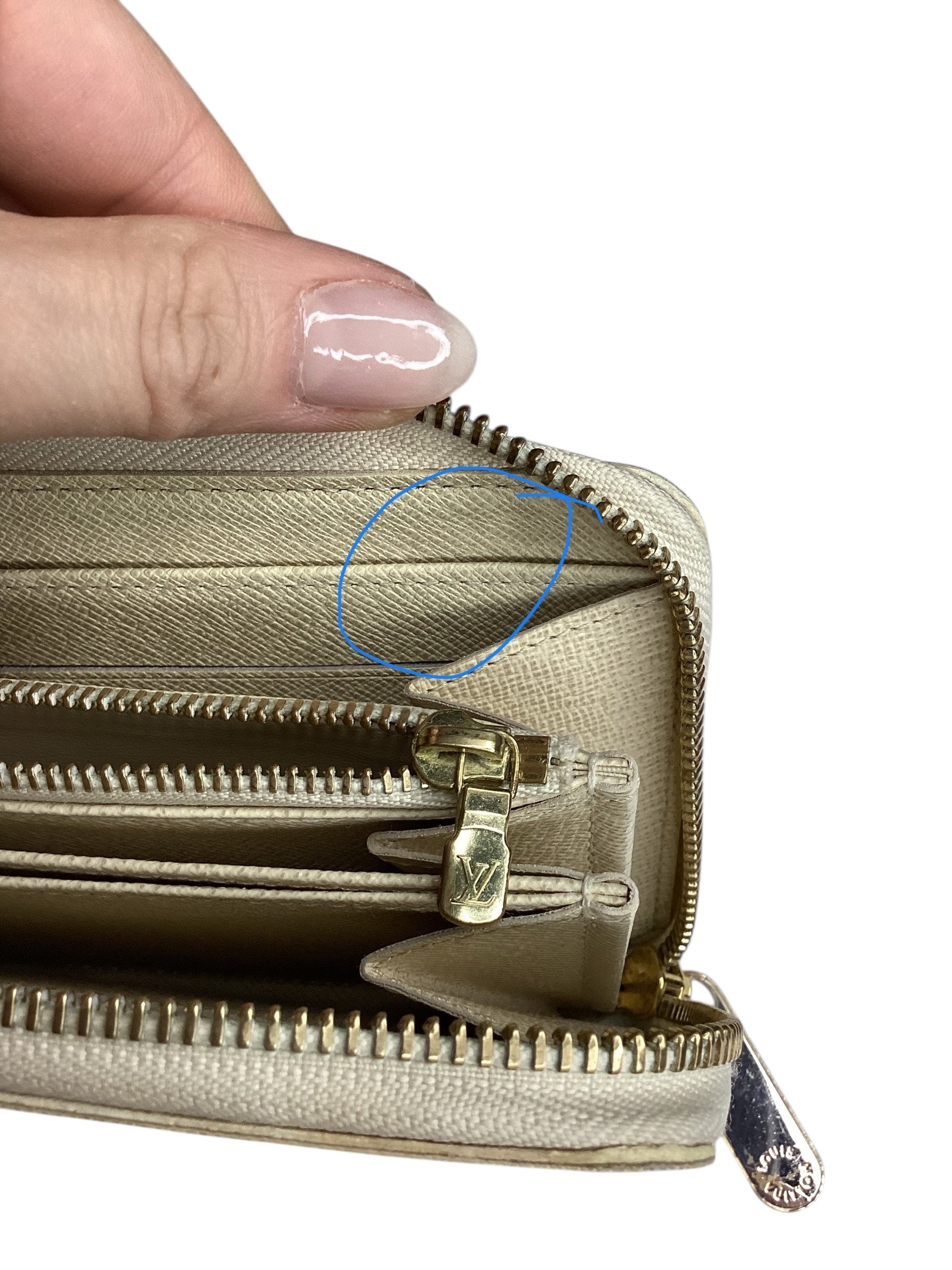 Louis Vuitton Zippy Wallet – Damier Azur