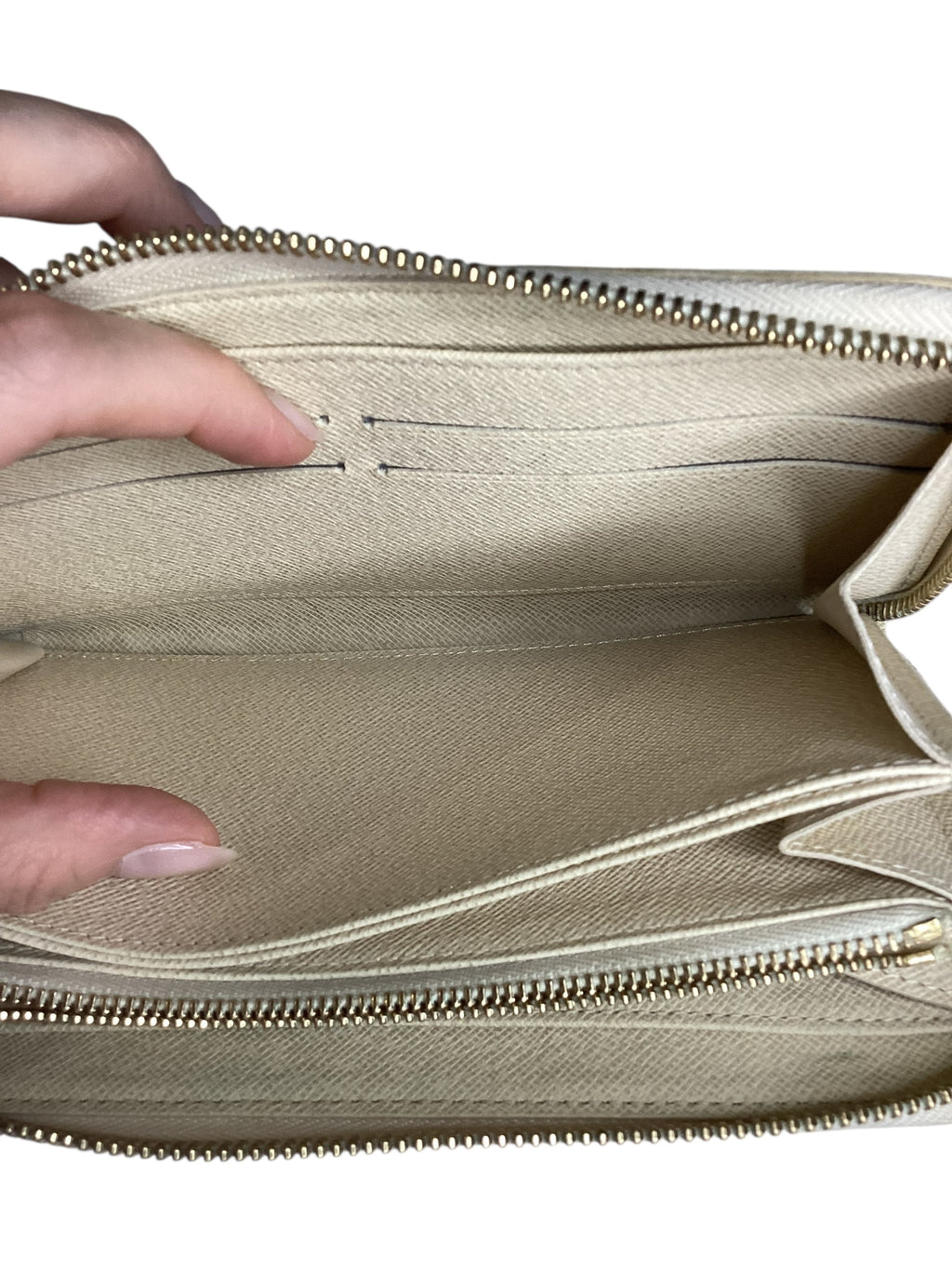 Louis Vuitton Zippy Wallet – Damier Azur